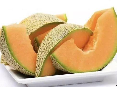 哈密瓜芒果黄桃一起吃,三果融合的味蕾盛宴”