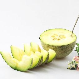 产后网纹瓜可以吃吗,产后网纹瓜适宜食用指南