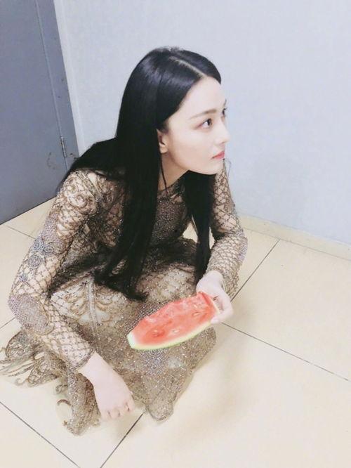 情感主播吃瓜,揭秘娱乐圈背后的秘密与情感纠葛