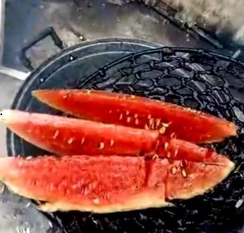 黑暗料理吃瓜,吃瓜群众眼中的美食风云录