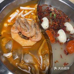 锅锅吃蜜瓜,甜蜜滋味，尽享夏日清凉